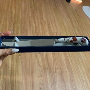 Cake knife